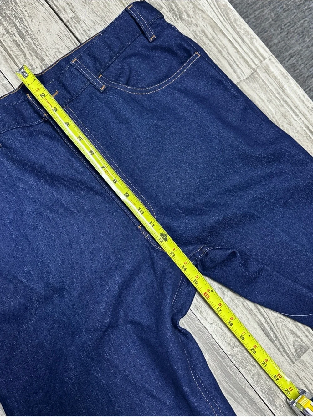 Levis classic dark